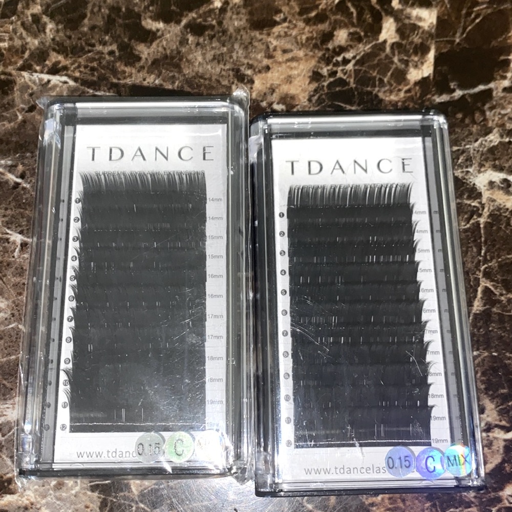 T dance eyelash extension fans 
measurements 0.15C Max
